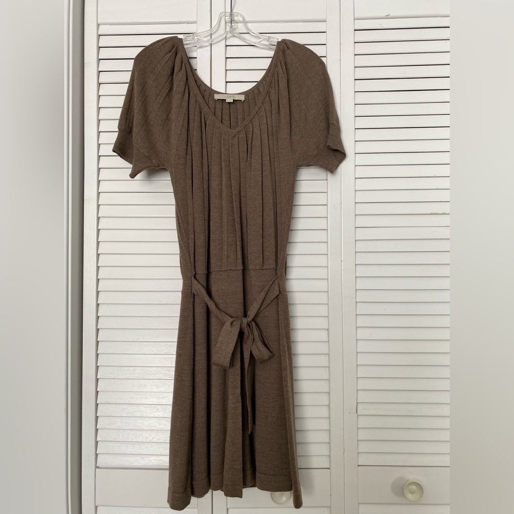 Light brown wool blend knee high dress.